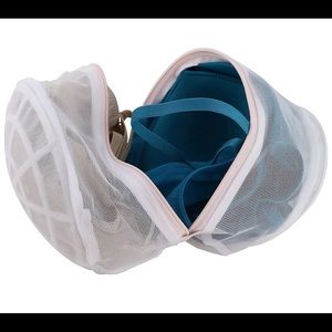 Size large Laundry Science Bra Wash Bag